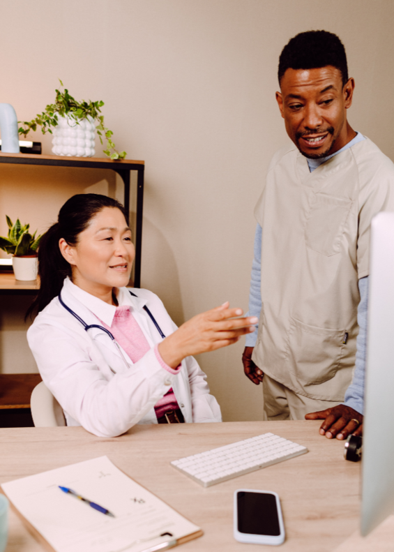 Doctor talking to nurse